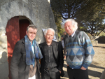 R.H. avec le violoncelliste Vasile Comsa et le comédien Eric Chartier, Prigny